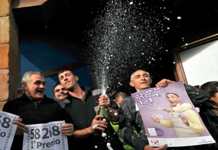 A Whole Spanish Village Benefits from a Big Fat Win