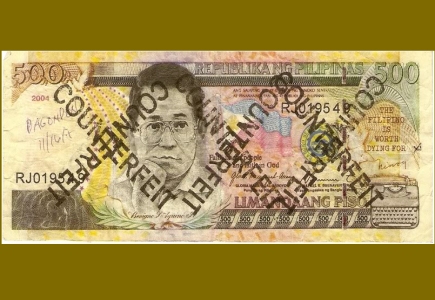 Counterfeit Bills Spotted by Gambling Station Manager