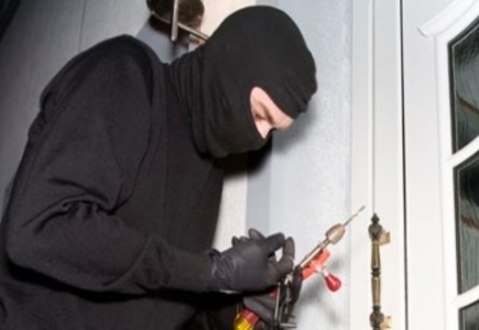 Lucky Bingo Jackpot Winner - Unlucky Robber Dead